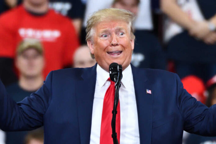 Hershey,,Pa,-,December,10,,2019:president,Donald,Trump,Gestures,In