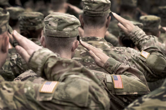 Us,Military,Salute.,Us,Army,Soldiers.,Memorial,Day.,Veterans,Day.