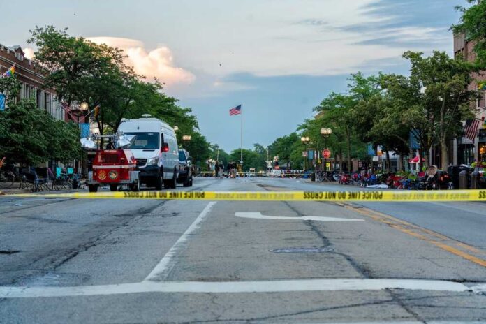 Highland,Park,,Illinois,,United,States,-,July,4,,2022,: