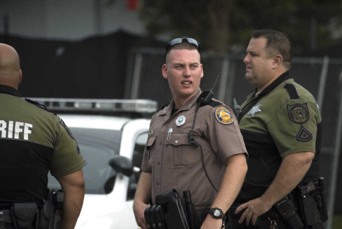 Orlando,,Florida,-,June,13:,Unidentified,Law,Enforcement,From,Orange